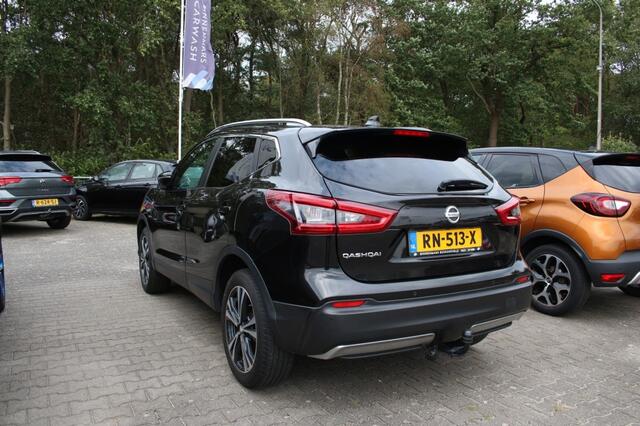 Nissan QASHQAI 1.2 N-Connecta, Pano. dak, Trekhaak, PDC, Camera, Lichtmetalen velgen