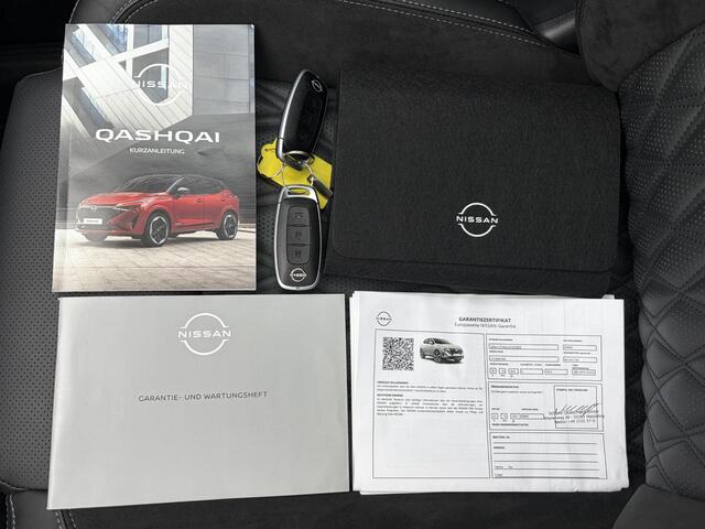 Nissan QASHQAI 1.3 MHEV Xtronic Tekna Plus / Fabrieksgarantie tot 10-2028 / All season banden / Panoramadak / Trekgewicht 1800 kg / Head Up Display / Elektrische achterklep / Voorstoel met massage functie / Bose Audio Systeem / Stuur Stoel & Voorruit verwarming /