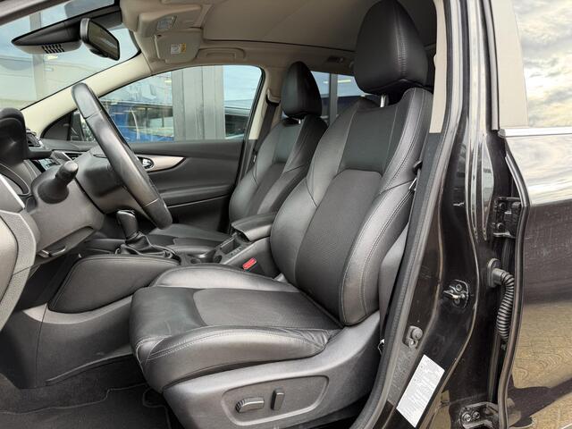 Nissan QASHQAI 1.2 Business Edition 116PK | AUTOMAAT | Dealeronderhouden | NL AUTO | NAP | Trekhaak | PANO | Stoelverwarming | Elektrische Bestuurdersstoel | Parkeersensoren Voor en Achter | 2 Sleutels |