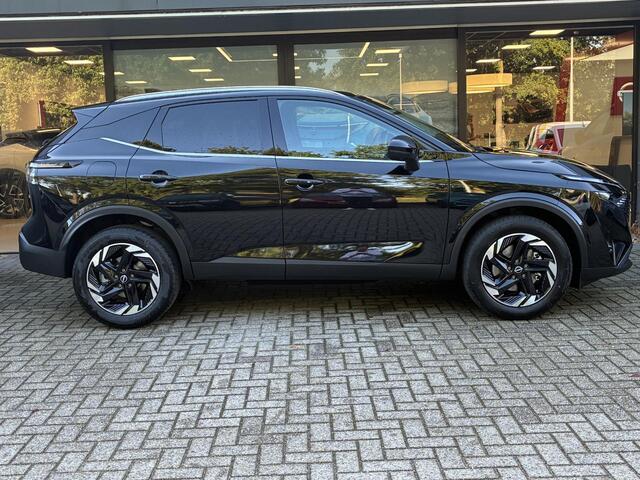 Nissan QASHQAI 1.5 e-Power N-Design NIEUW UIT VOORRAAD LEVERBAAR | Panoramisch glazen dak | Stuurverwarming | Verwarmde voorruit| Parkeersensoren voor- en achter | Stoelverwarming | Appele CarPlay & Android Auto | Adaptieve Cruise Control | Tot 10 jaar fabrieksgarantie