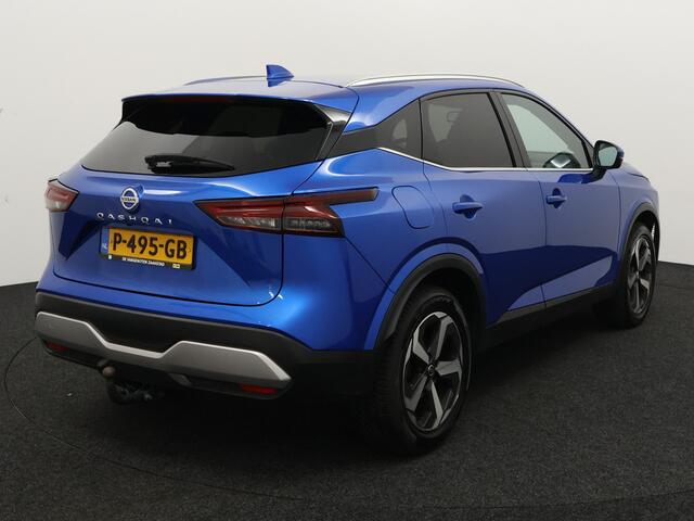 Nissan QASHQAI 1.3 MHEV Xtronic Premiere Edition Apple Carplay/Android Auto, Cruise control adaptief, dodehoekdetectie met correctie, Parkeersensor voor en achter Combineert een ruime, comfortabele uitstraling met een luxe afwerking. Dankzij de soepele Xtronic-automaat en moderne hybride techniek rijdt deze Qashqai heerlijk ontspannen en efficiënt. Een