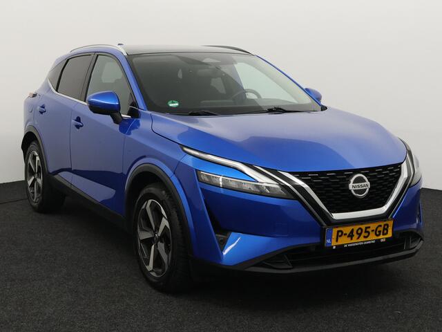 Nissan QASHQAI 1.3 MHEV Xtronic Premiere Edition Apple Carplay/Android Auto, Cruise control adaptief, dodehoekdetectie met correctie, Parkeersensor voor en achter Combineert een ruime, comfortabele uitstraling met een luxe afwerking. Dankzij de soepele Xtronic-automaat en moderne hybride techniek rijdt deze Qashqai heerlijk ontspannen en efficiënt. Een