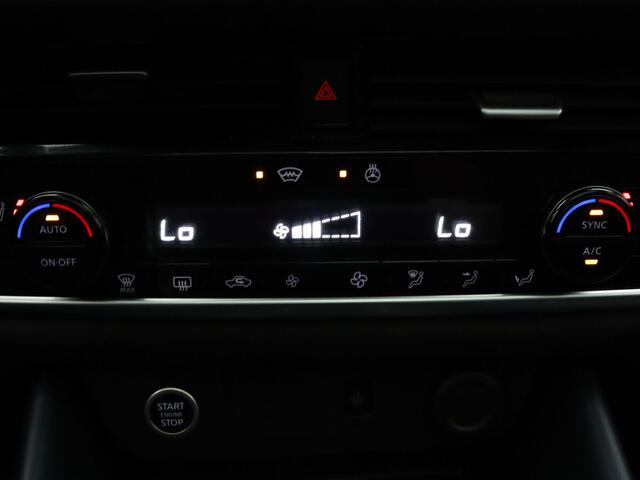 Nissan QASHQAI 160pk MHEV Xtronic Business Premium Apple Carplay/Android Auto | Climate