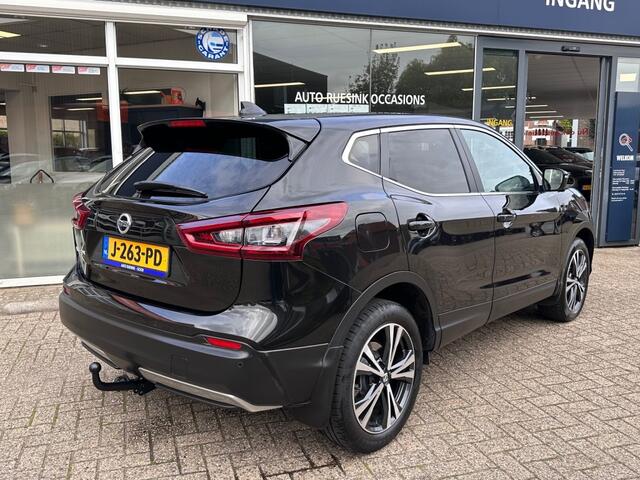 Nissan QASHQAI 1.3 DIG-T BUS. EDITION AUTOM