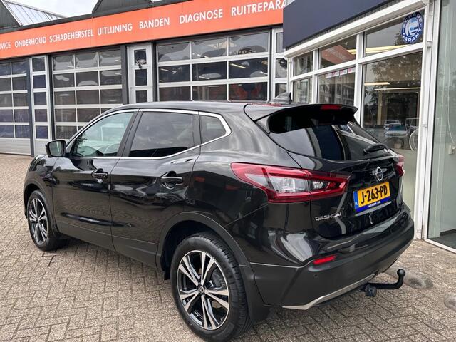 Nissan QASHQAI 1.3 DIG-T BUS. EDITION AUTOM