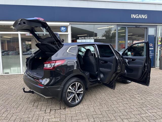 Nissan QASHQAI 1.3 DIG-T BUS. EDITION AUTOM