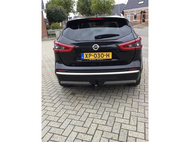 Nissan QASHQAI 1.3 DIG-T 160 DCT Tekna +