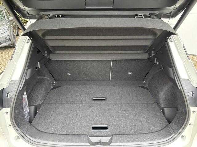 Nissan QASHQAI 1.3 MHEV Xtronic Tekna Navigatie / 360 Camera / Stoelverwarming / 1800 kilo trekgewicht