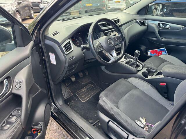 Nissan QASHQAI 1.6 Tekna 163pk Trekhaak | 360 graden Camera | Navigatie | Dodehoeksensoren | Zwarte velgen