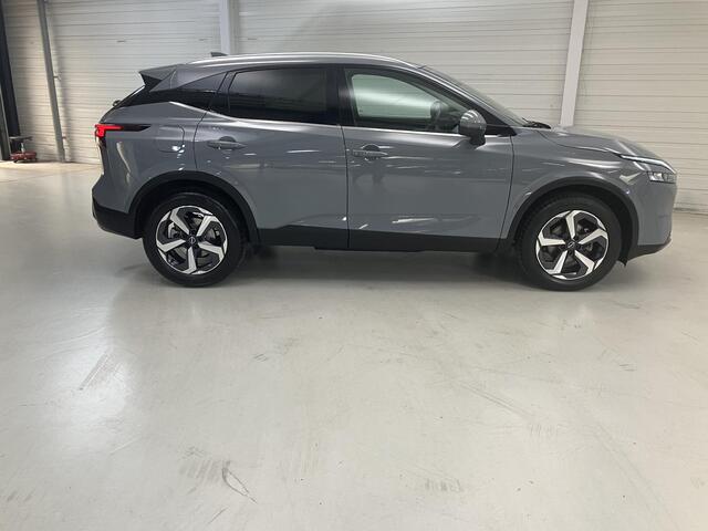 Nissan QASHQAI 1.3 MHEV Premiere Edition / 140pk / Trekhaak / Trekgewicht 1400kg / Panoramadak