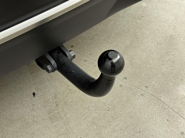 Nissan QASHQAI 1.5 e-Power Tekna Panoramadak | Verwarmde stoelen | Verwarmd Stuurwiel | Voorruitverwarming | Pearl lak | Trekhaak |