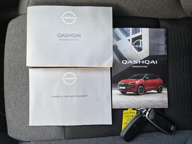 Nissan QASHQAI 1.3 MHEV Xtronic N-Connecta / Facelift / Fabrieksgarantie tot 11-2027 / Dealer onderhouden / Trekgewicht 1800 kg / Cold Pack / All season banden / Stuur- Stoel & Voorruitverwarming / Adaptief cruise control / Rondomzicht camera / Apple Carplay Android Auto /