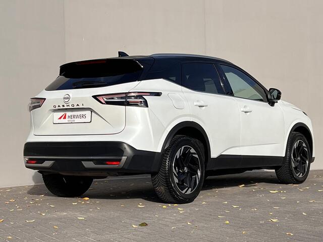 Nissan QASHQAI 1.3 MHEV Xtronic N-Connecta / Panoramadak / Cold Pack / Easy Pack / HUD / Elektrische klep / Stuur- en stoelverwarming / 18" LM wielen & All Season banden /