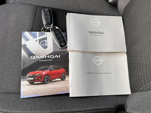 Nissan QASHQAI 1.3 MHEV Xtronic N-Connecta / Panoramadak / Cold Pack / Easy Pack / HUD / Elektrische klep / Stuur- en stoelverwarming / 18" LM wielen & All Season banden /
