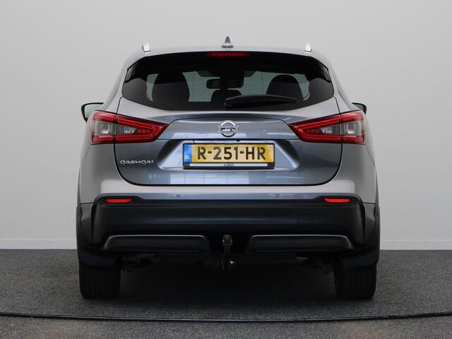 Nissan QASHQAI 1.3 DIG-T N-Connecta | Automaat | Panoramadak | Lichtmetalen velgen | Trekhaak | Stoelverwarming | 360 Camera |