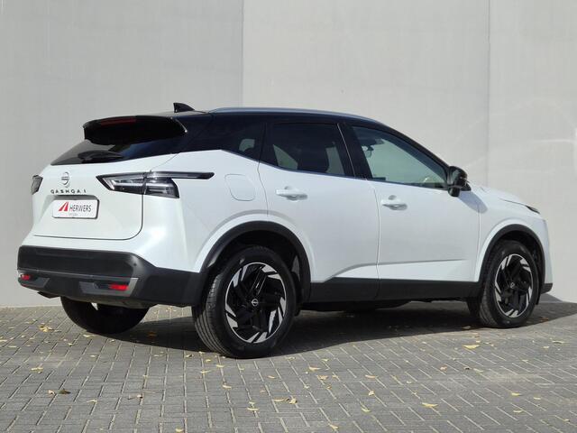Nissan QASHQAI 1.3 MHEV Xtronic N-Connecta / Fabrieksgarantie tot 06-2028 / Panoramadak / Cold Pack / Pack Easy / Trekgewicht 1800 kg / Elektrische achterklep / Rondomzicht camera / Adaptief cruise control / Stuur- Stoel & Voorruit verwarming /