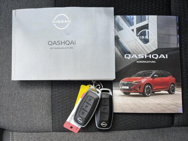 Nissan QASHQAI 1.3 MHEV Xtronic N-Connecta / Fabrieksgarantie tot 06-2028 / Panoramadak / Cold Pack / Pack Easy / Trekgewicht 1800 kg / Elektrische achterklep / Rondomzicht camera / Adaptief cruise control / Stuur- Stoel & Voorruit verwarming /