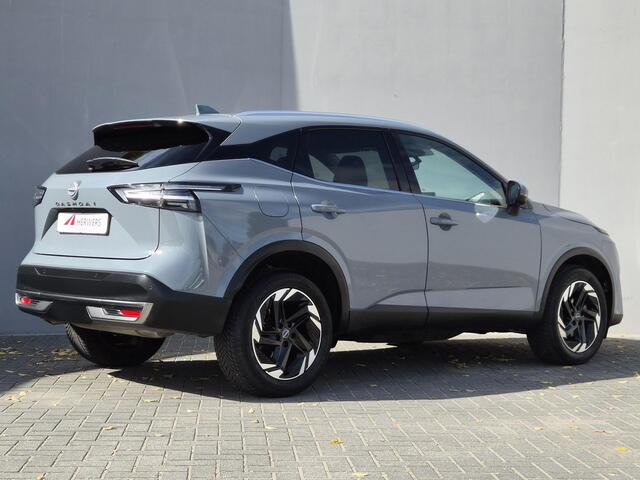 Nissan QASHQAI 1.3 MHEV Xtronic N-Connecta / Facelift Model / Fabrieksgarantie tot 11-2027 / Dealer onderhouden / Trekgewicht 1800 kg / Cold Pack / All season banden / Rondomzicht camera / Stuur- Stoel & Voorruit verwarming / Apple Carplay Android Auto /