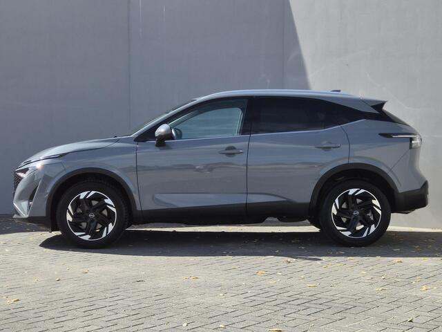 Nissan QASHQAI 1.3 MHEV Xtronic N-Connecta / Facelift Model / Fabrieksgarantie tot 11-2027 / Dealer onderhouden / Trekgewicht 1800 kg / Cold Pack / All season banden / Rondomzicht camera / Stuur- Stoel & Voorruit verwarming / Apple Carplay Android Auto /
