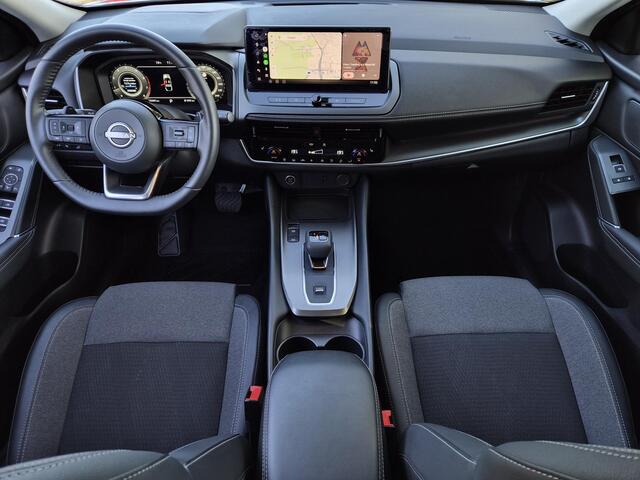 Nissan QASHQAI 1.3 MHEV Xtronic N-Connecta / Fabrieksgarantie tot 09-2028 / Cold Pack / Trekgewicht 1800 kg / Rondomzicht camera / Apple Carplay Android Auto / Stuur- Stoel & Voorruitverwarming / Draadloze telefoon lader / Keyless Entry/Start /