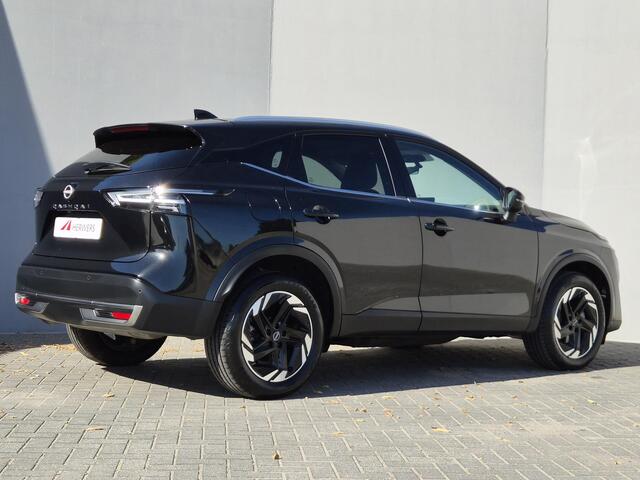 Nissan QASHQAI 1.3 MHEV Xtronic N-Connecta / Fabrieksgarantie tot 09-2028 / Cold Pack / Trekgewicht 1800 kg / Rondomzicht camera / Apple Carplay Android Auto / Stuur- Stoel & Voorruitverwarming / Draadloze telefoon lader / Keyless Entry/Start /