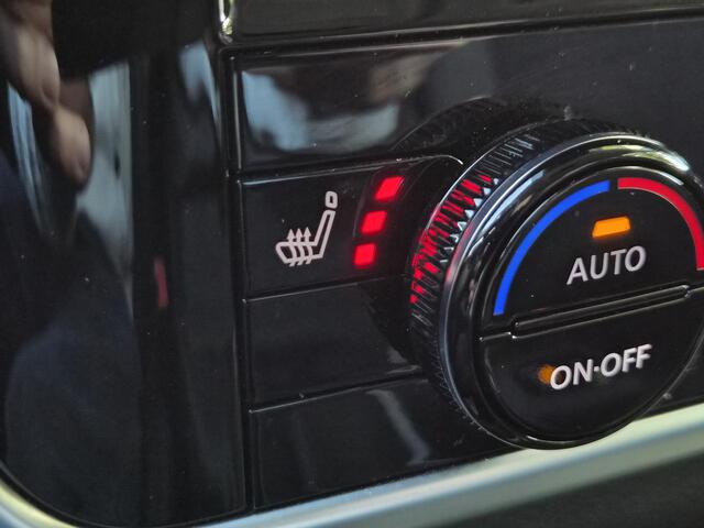 Nissan QASHQAI 1.3 MHEV Xtronic N-Connecta / Fabrieksgarantie tot 09-2028 / Cold Pack / Trekgewicht 1800 kg / Rondomzicht camera / Apple Carplay Android Auto / Stuur- Stoel & Voorruitverwarming / Draadloze telefoon lader / Keyless Entry/Start /