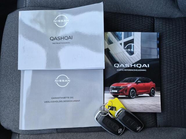 Nissan QASHQAI 1.3 MHEV Xtronic N-Connecta / Fabrieksgarantie tot 09-2028 / Cold Pack / Trekgewicht 1800 kg / Rondomzicht camera / Apple Carplay Android Auto / Stuur- Stoel & Voorruitverwarming / Draadloze telefoon lader / Keyless Entry/Start /
