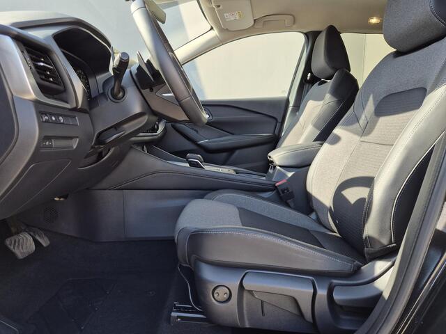 Nissan QASHQAI 1.3 MHEV Xtronic N-Connecta / Fabrieksgarantie tot 09-2028 / Cold Pack / Trekgewicht 1800 kg / Rondomzicht camera / Apple Carplay Android Auto / Stuur- Stoel & Voorruitverwarming / Draadloze telefoon lader / Keyless Entry/Start /