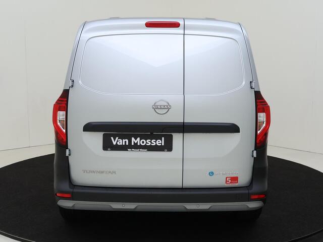 Nissan Townstar Tekna L1 45 kWh | Carplay | Achteruitrijcamera | Stoelverwarming | Navigatie | Parkeersensoren