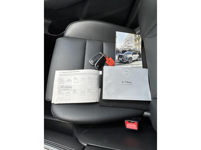 Nissan X-TRAIL 1.5 e-4orce Tekna 4WD 7p. / Trekhaak (1650 Trekgewicht) / 7 Persoons / Lederen Bekleding / Cruise Control Adaptief / Elektrische Achterklep