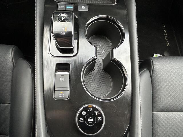 Nissan X-TRAIL 1.5 e-4orce Tekna 4WD 7p. / Trekhaak (1650 Trekgewicht) / 7 Persoons / Lederen Bekleding / Cruise Control Adaptief / Elektrische Achterklep