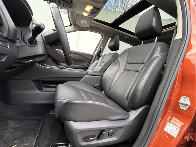 Nissan X-TRAIL 1.5 e-4orce Tekna Plus 4WD 7p. / Trekhaak (1650 Trekgewicht) / Schuif-/Kanteldak / 7 Persoons / Lederen Bekleding / Cruise Control Adaptief / Elektrische Achterklep