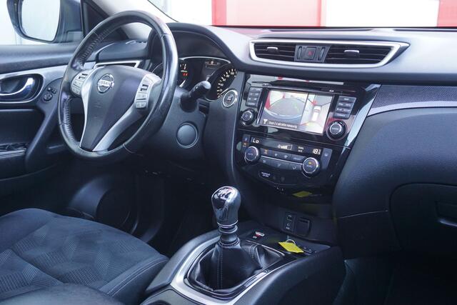 Nissan X-TRAIL 1.6 dCi Connect Edition 7-pers. | 360° Camera | Panoramadak | Trekhaak | Cruise Control | Navigatie | Origineel NL |