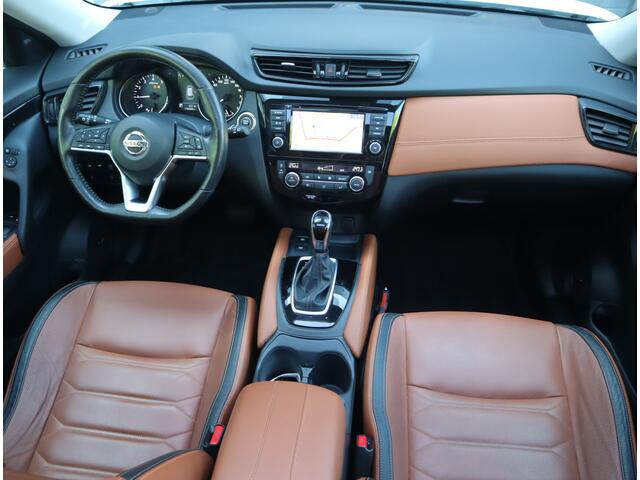 Nissan X-TRAIL 1.3 DIG-T Business Edition / Panoramadak