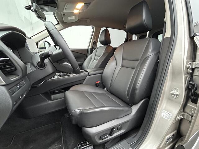 Nissan X-TRAIL 1.5 e-4orce Tekna 4WD 7p. / Trekhaak / 7 Persoons / Lederen Bekleding / Cruise Control Adaptief / Elektrische Achterklep / Rondomzicht Camera /