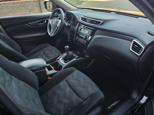 Nissan X-TRAIL 1.6 DIG-T Visia