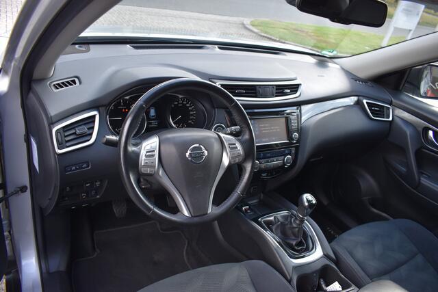 Nissan X-TRAIL 1.6 dCi Connect Edition 7p. / Trekhaak afn. (2000kg) / Keyless / Panoramadak / 19" LM / Camera / Navi