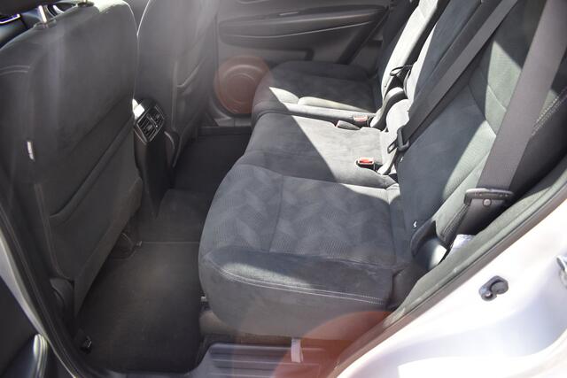 Nissan X-TRAIL 1.6 dCi Connect Edition 7p. / Trekhaak afn. (2000kg) / Keyless / Panoramadak / 19" LM / Camera / Navi