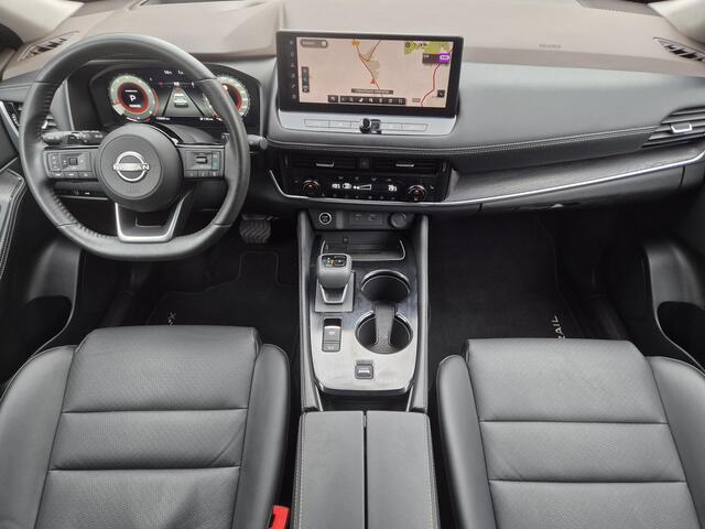 Nissan X-TRAIL 1.5 MHEV 163pk Tekna Automaat / HUD / Trekgewicht 2000 Kg / Elektrische achterklep / Apple Carplay Android Auto / Stuur-, Stoel en Achterbankverwarming / Adaptief CC / Rondomzicht camera / Voorruit verwarming /