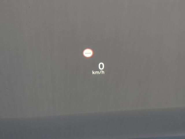 Nissan X-TRAIL 1.5 MHEV 163pk N-Connecta Automaat / Fabrieksgarantie tot 28-04-2028 / Trekgewicht 2000 kg / Allseason banden / HUD / Elektrische achterklep / Stuur-, Stoel en Achterbank verwarming / Rondomzicht camera /