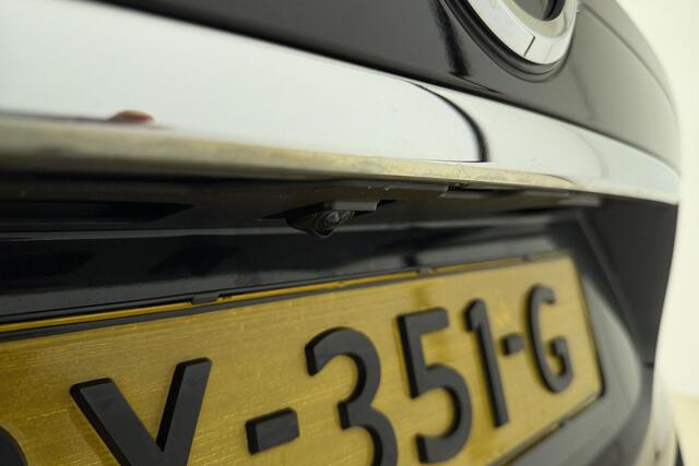 Nissan X-TRAIL 1.6 dCi Business 4WD 4X4 | Navigatie | Trekhaak | 2.000 KG Trekgewicht | Lederen bekleding | Schuif/kanteldak | Stoelverwarming | Dakrails | Keyless