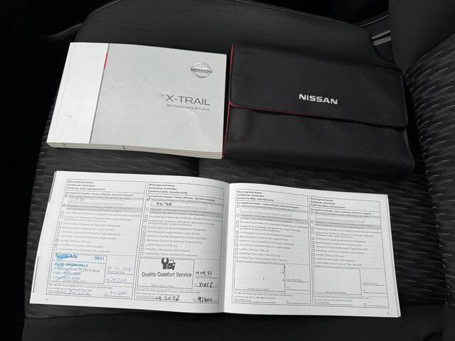 Nissan X-TRAIL 1.6 DIG-T N-Connecta 7p. / Afneembare Trekhaak (1800kg) / Elektrisch Glazen Schuif- en Kanteldak / Stoelverwarming / 360 camera / Navigatie / Cruise Control / Climate Control / DAB Radio /