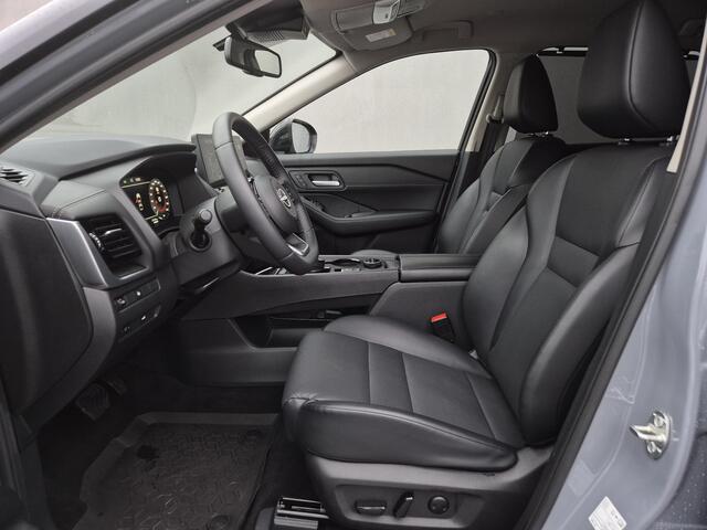 Nissan X-TRAIL 1.5 e-4orce N-Trek 4WD Automaat / Fabrieksgarantie tot 07-2027 / Dealer onderhouden / Trekhaak afneembaar / Trekgewicht 1.800Kg / Stuur-, Stoel en Achterbank verwarming / Rondomzicht camera / Adaptief CC / Climate control /