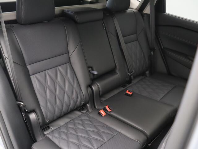 Nissan X-TRAIL Tekna Plus e-4ORCE | 12.3" NissanConnect Navigatie- en infotainmentsysteem | Achteruitrijcamera met dynamische afstandsmarkering | Audiosysteem met Apple Carplay & Android Auto, USB aansluiting, stuurwielbediening en 6 luidsprekers