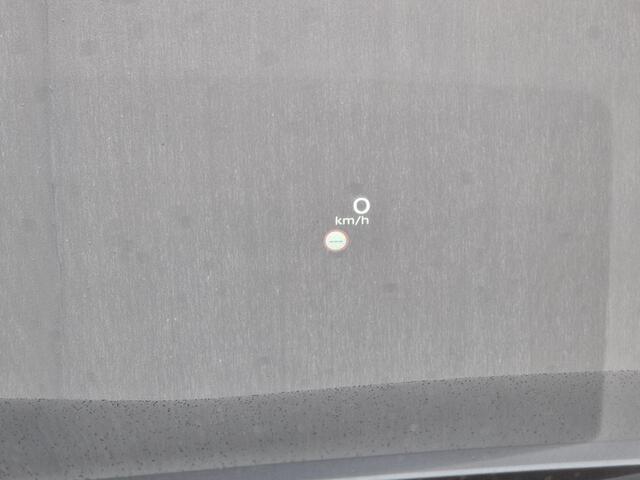 Nissan X-TRAIL 1.5 e-4orce Tekna Plus 4WD 7p. Automaat / Trekgewicht 1650 kg / 7 Persoons / Allseason banden / Panoramadak / HUD / Stuur-, Stoel en Achterbank verwarming / Rondomzicht camera / Elektrische achterklep /