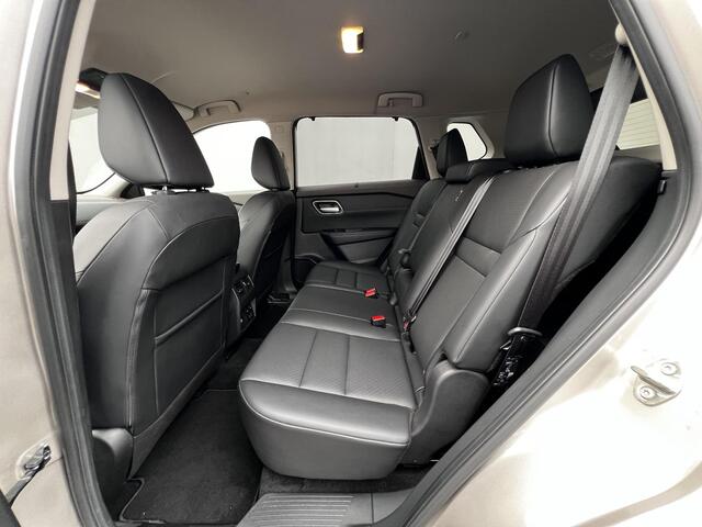 Nissan X-TRAIL 1.5 MHEV Tekna / 2000kg Trekgewicht GRATIS Vaste Trekhaak / HUD / Elektrische achterklep / Apple Carplay Android Auto / Stuur-, Stoel en achterbankverwarming / Adaptief CC / 360 ° camera / Voorruit verwarming /