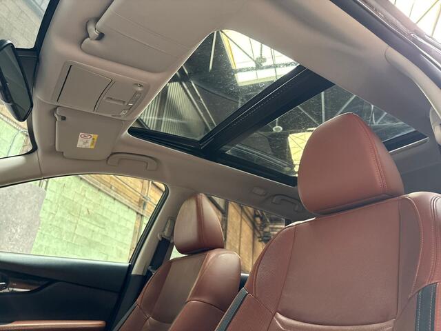 Nissan X-TRAIL 1.6 DIG-T Tekna 164Pk (PANORAMADAK, NAVIGATIE, BRUIN LEDER, 360 CAMERA, GETINT GLAS, SPORTSTOELEN, STUUR/STOELVERWARMING, ELEK ACHTERKLEP, NIEUWSTAAT)