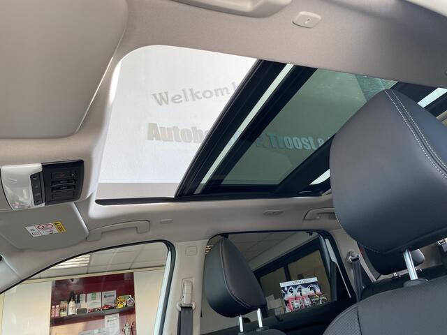 Nissan X-TRAIL 1.5 e-4orce Tekna plus 4WD | 7-persoons ,Automaat,Navigatie,Rondomzichtcamra,Panoramadak,Digitaal Dasbord,Head-Up Display,Keyless,Bose,Telefoonlader,Leder&Stoelen Elektrischverstelbaar met Geheugen,20 Inch Lmv
