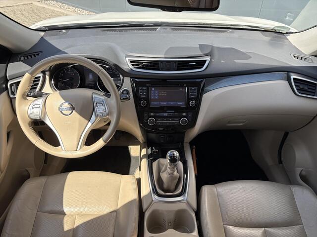 Nissan X-TRAIL 1.6 DIG-T X-Scape 7p. / Elektrisch Schuif-/kanteldak / Stoelverwarming / Lederen bekleding / Cruise Control / 7 persoons / Airco / Navigatie /