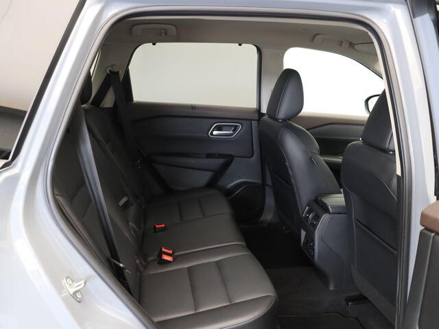 Nissan X-TRAIL 1.5 e-4orce Tekna 4WD | Lederen bekleding | 3-zone climate control | Stoel, stuur en voorruitverwarming | Elektrisch verstelbare voorstoelen | Head-up display |